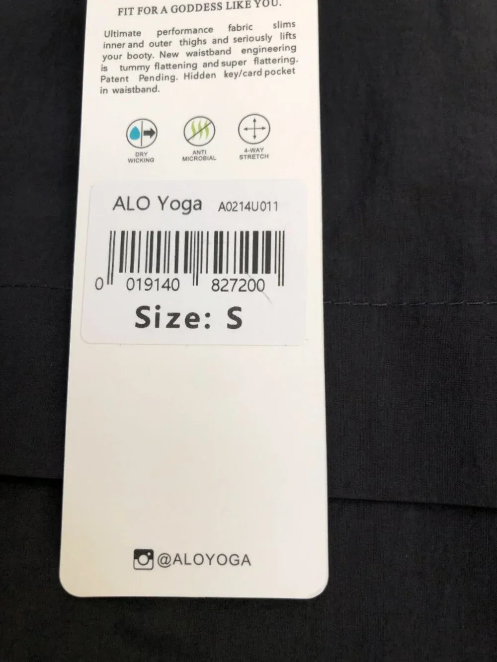 NWT Alo Yoga Cropped Quarter-Zip Neck Pullover Black Size Small
